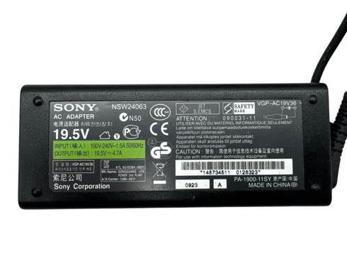 Original Sony Laddare AC Adapter VGP-AC19V36 -19,5V 4,7A med nätsladd (beg)