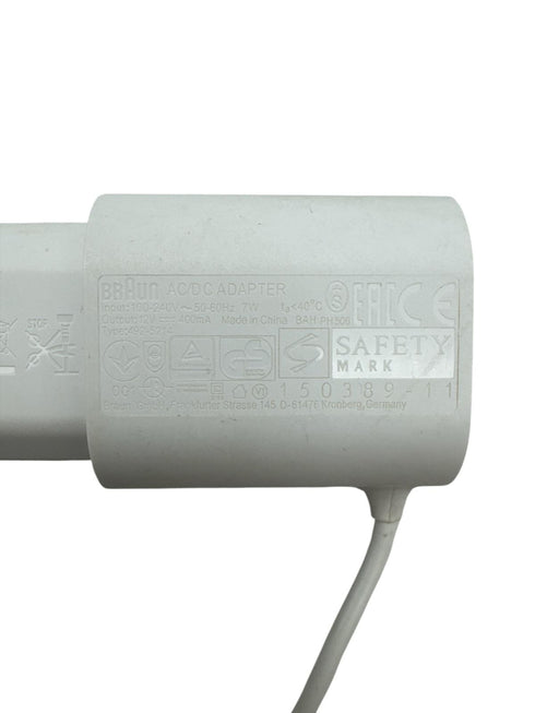 Braun AC/DC adapter. Modell 492-5214 /12.0V400mA, 7W(beg)