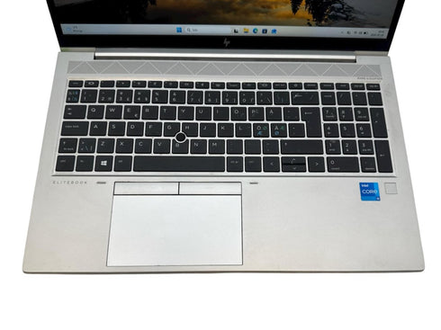 HP EliteBook 850 G8 15.6" FHD i5 11th 16GB 256GB Win 11 Pro- 15.6" Full HD IPS-skärm