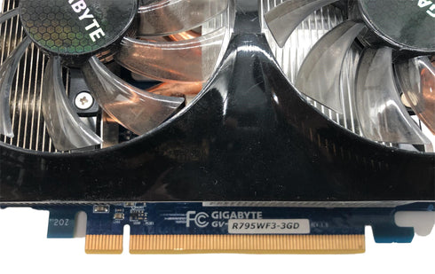 Gigabyte AMD Radeon HD 7950 (GV-R795WF3-3GD) 3GB GDDR5