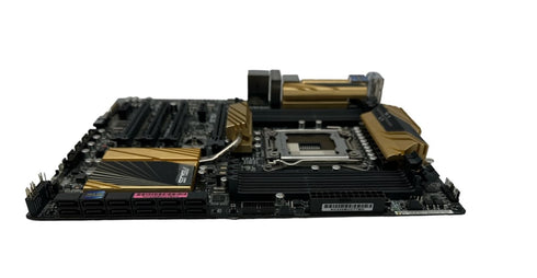 Moderkort Asus X79-Deluxe med Socket 2011