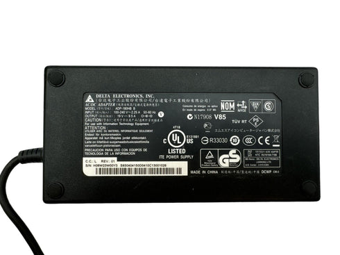 Begagnad Delta electronics inc 180W 19,V 9,5A 5,5 x 1,7mm