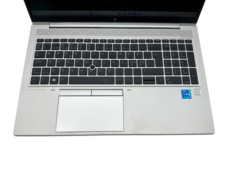 HP EliteBook 850 G8 15.6" FHD i5 11th 16GB 256GB Win 11 Pro- 15.6" Full HD IPS-skärm