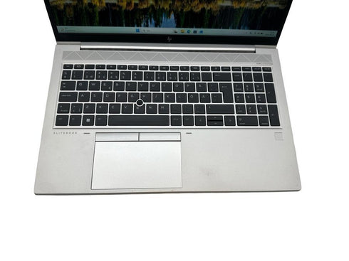 HP EliteBook 850 G8 15.6" FHD i5 11th 32GB 512GB Win 11 Pro- 15.6" Full HD IPS-skärm