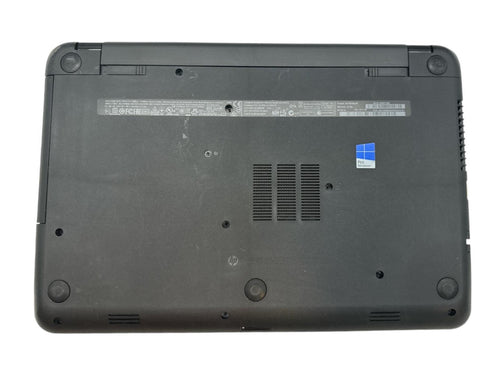 (Beg) HP 250 G3 – 15,6– Core i3 4005U-8 GB RAM – 120 GB SSD /Batteriet är nytt