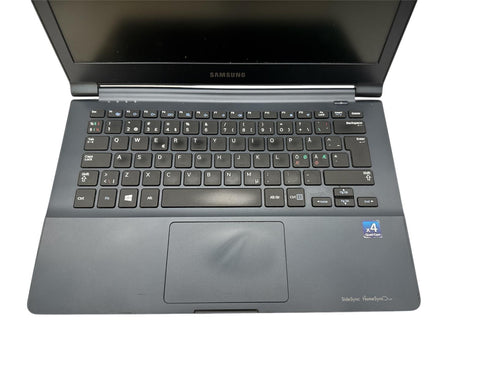 Samsung 905s 128GB SSD / 13,3" LED /WIN 10 (beg)