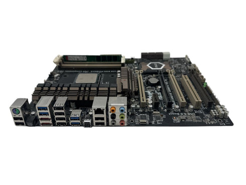 ASUS SABERTOOTH 990FX R2.0 med Processor och RAM minne (beg)