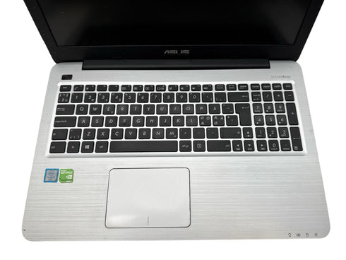 Asus F556U/ 15,6/ i5-6200U / 8GB / 256GB SSD / Win 11 / beg