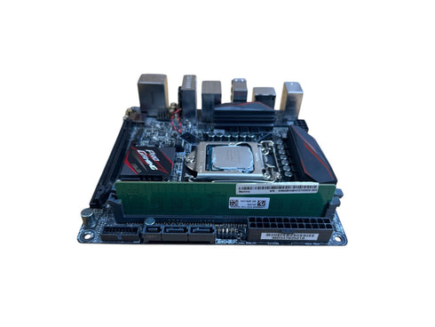 Moderkort ASUS Z170i Pro Gaming med Processor och RAM minne Mini ITX (beg)
