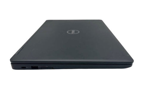 Dell Precision 3520 | I7-7700HQ | 15.6/ 32 GB DDR4/512 NVMe SSD/Win 11(beg)