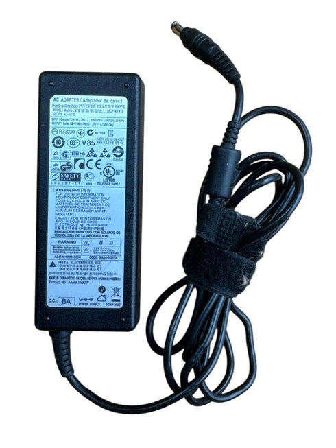 Delta Sadp-90fh D 19v 4.74a 90w nätadapter för bärbar dator, kontakt 5.5x3.0 (beg)