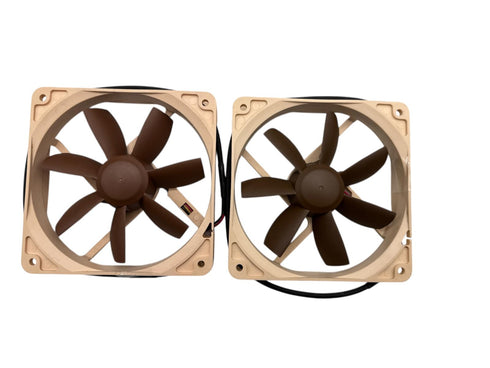 två ST Noctua NF-S12-1200 fläktar (beg)