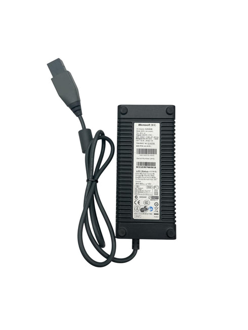original Strömadapter för Microsoft Xbox 360-konsol.