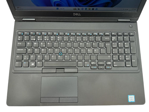 Dell Latitude 5590 Business Laptop/Bärbar | 15.6in HD | Intel Core 8th Gen i5-8250U Quad Core | 8GB DDR4 | 256GB SSD | Win 11 Pro (beg)