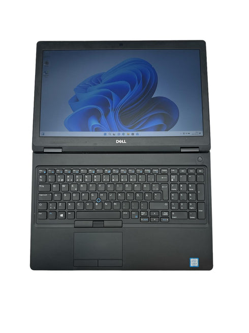 Dell Latitude 5590 Business Laptop/Bärbar | 15.6in HD | Intel Core 8th Gen i5-8250U Quad Core | 8GB DDR4 | 256GB SSD | Win 11 Pro (beg)