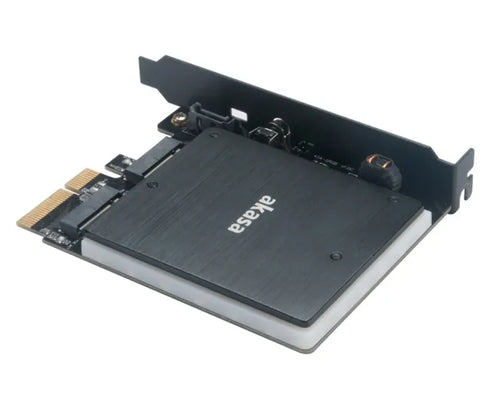 Akasa M.2 PCIe och M.2 SATA SSD Adapter