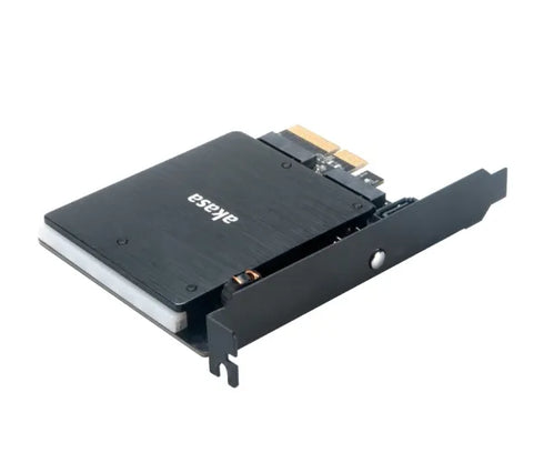 Akasa M.2 PCIe och M.2 SATA SSD Adapter